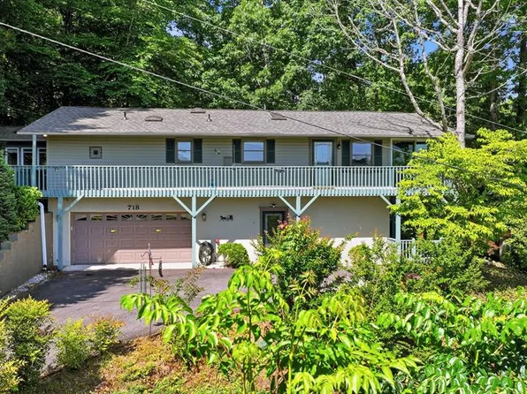 718 Cannon Trl, Franklin, NC 28734