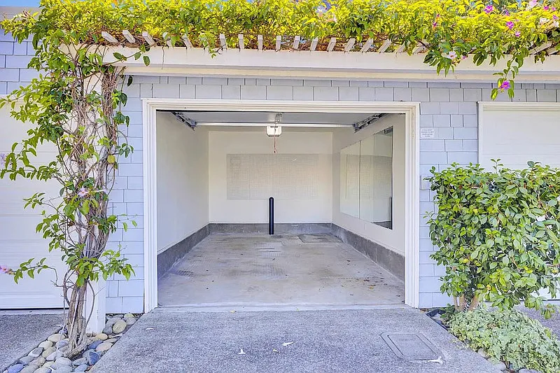 1 bed, 1.0 bath, 811 sqft, $2,750 — Photo 3