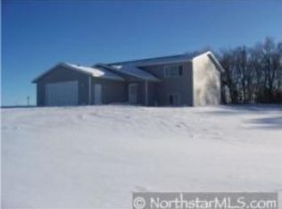 55834 Parkway Dr, Parkers Prairie, MN 56361