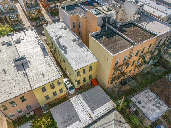 447 83rd Street image 13 of 13