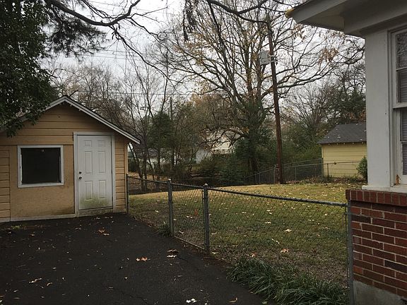 3rd image of 3249 S Waynoka Cir