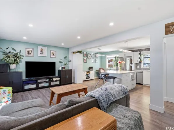 2508 Preston AVENUE S, Saskatoon, SK S7J 2G4