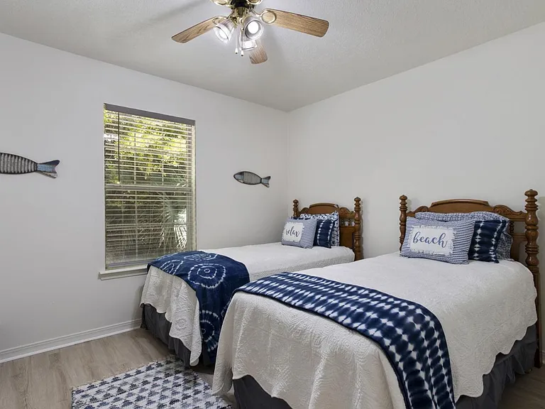 233 Palmetto Ln #B — Photo 26