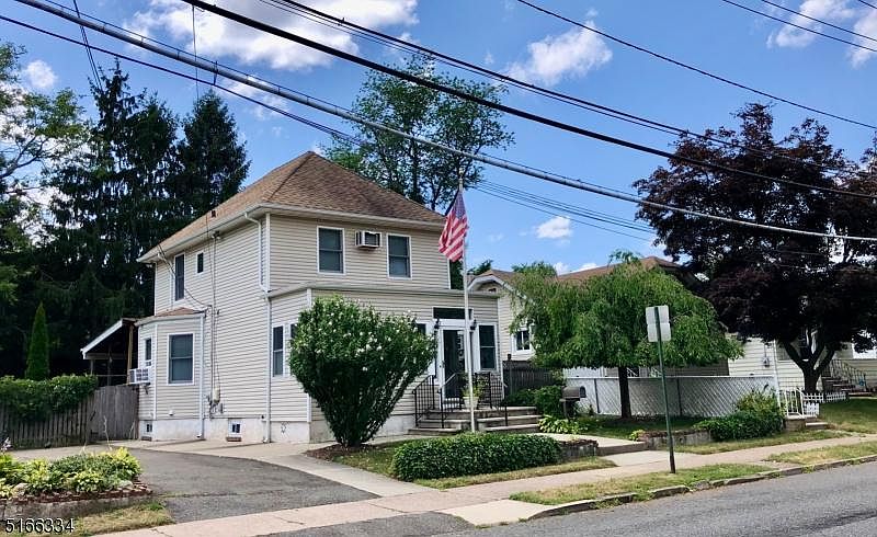 1st image of 71 Maitland Ave