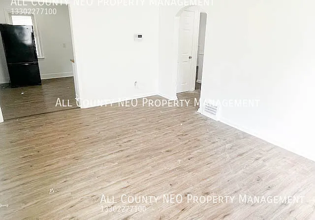 20921 Westport Ave — Photo 12