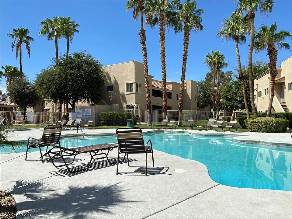 1824 N Decatur Blvd #102