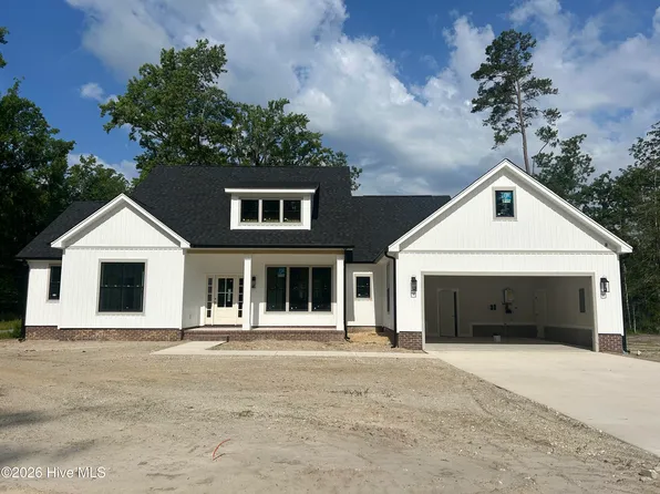 2430 Starling Lane, New Bern, NC 28562