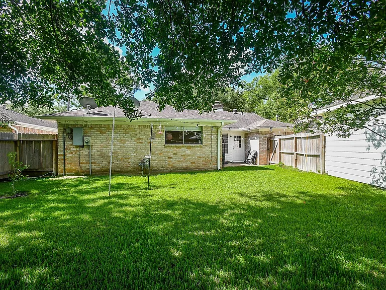 12806 Westhorpe Dr — Photo 46