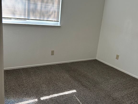 4th image of 307 N Brown St APT G