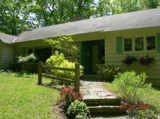 12223 N River Rd, Mequon, WI 53092