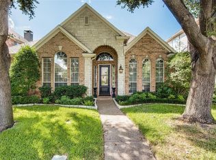 12217 Chapel View Dr, Farmers Branch, TX 75234