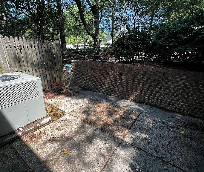 3738 Jamestown Cir — Photo 22