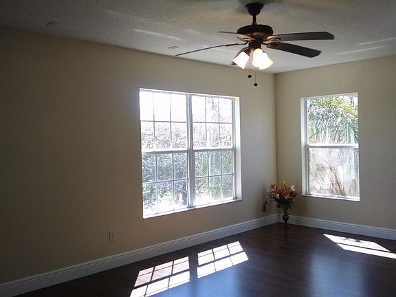 4th image of 452 Windrose Dr