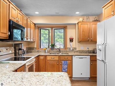 6530 Mission Rdg, Traverse City, MI, 49686