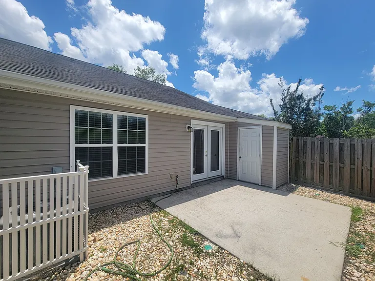 1406 Anna Way — Photo 20