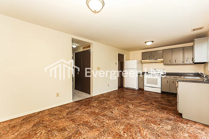 7610 Mount Whitney St — Photo 8