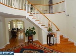 33 Dunminning Rd, Newtown Square, PA 19073