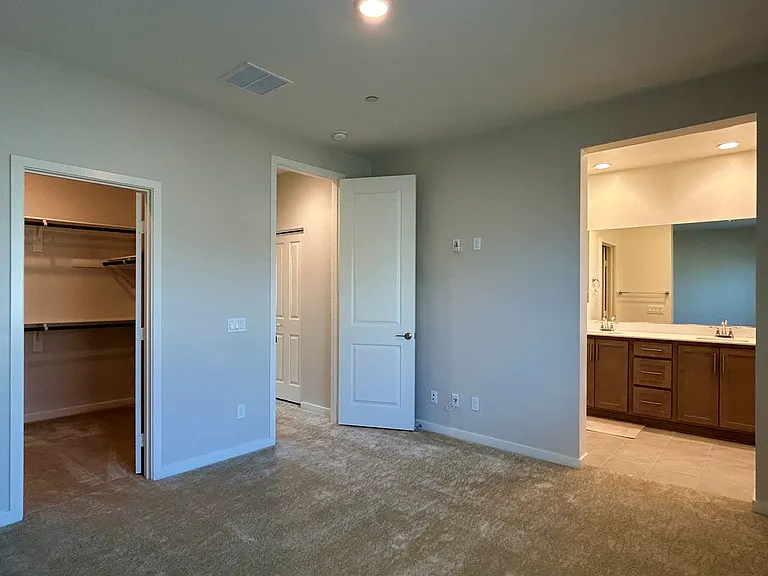 32408 Tannat Dr — Photo 13