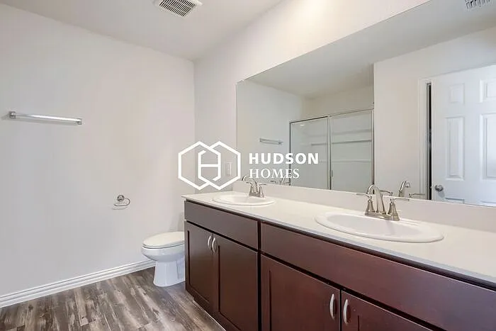 116 Goel St — Photo 6