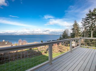 11674 NE Yeomalt Point Dr, Bainbridge Island, WA 98110