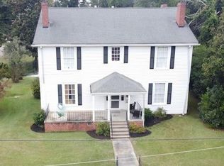 202 Veazey St, Union Point, GA 30669