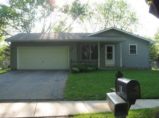 118 Daffodil Ln, Madison, WI 53714