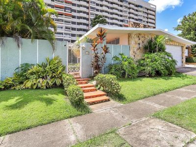 Genova #G-10, Guaynabo, PR, 00966