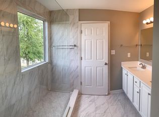 10508 Ross Xing, Fishers, IN 46038