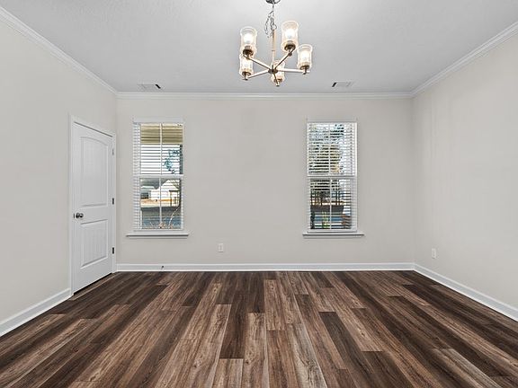 5th image of 3009 Stanhope Dr