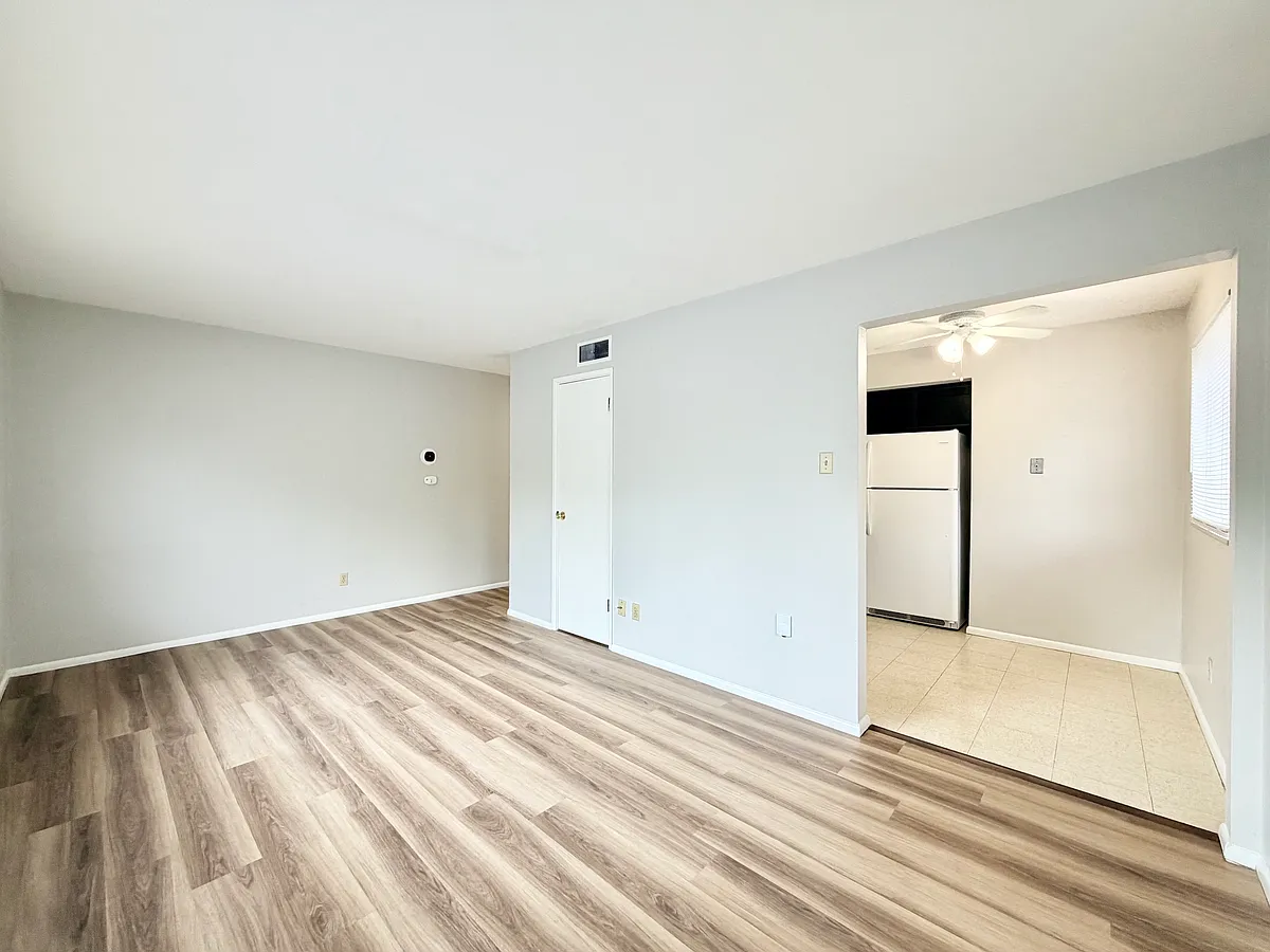 Building Photo - 4101 Germania St #1G