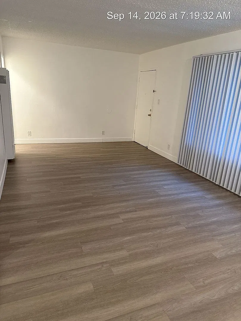 Canfield 3321 — Photo 2
