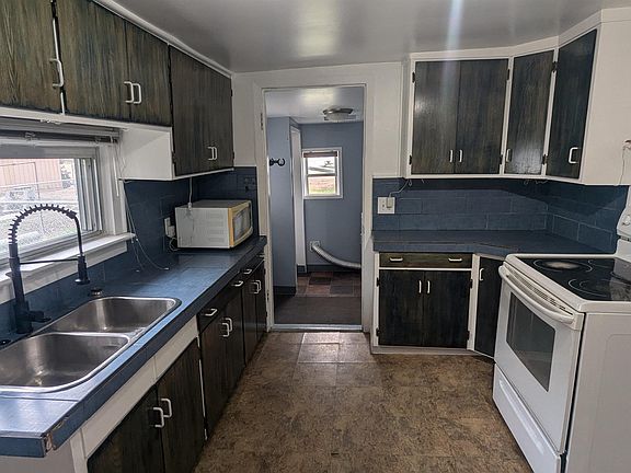 2nd image of 4410 48a St