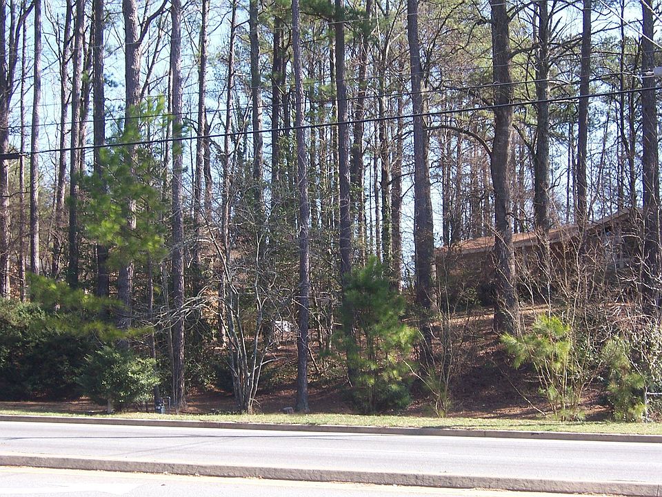 Closer Frontage View