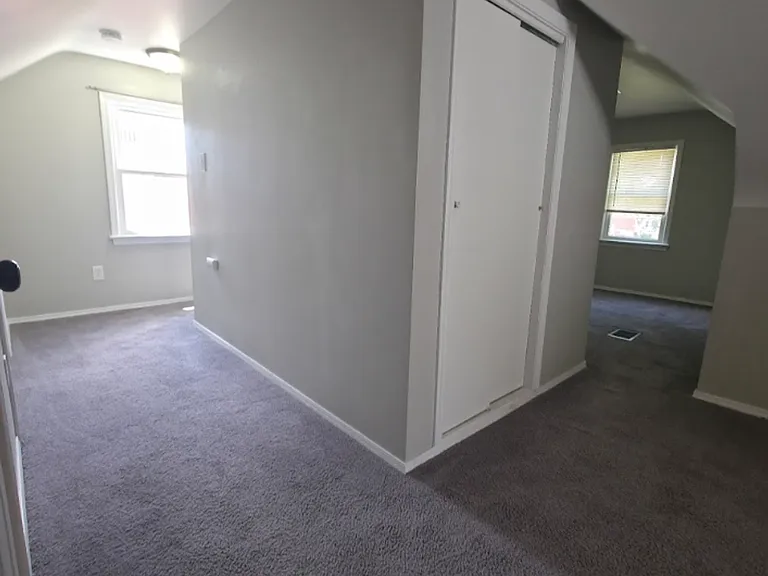 25280 Shoreview Ave — Photo 8