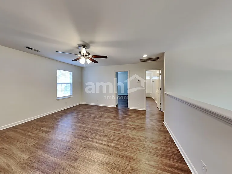 1502 Halifax Dr — Photo 25