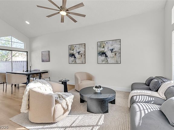 4th image of 370 Rushing Creek Ct