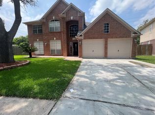 15426 Oak Lake Glen Dr, Sugar Land, TX 77498