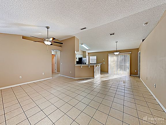 5th image of 1567 Courtland Blvd