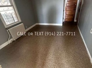 263 Elm St APT 3, Yonkers, NY 10701
