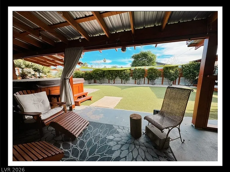 1816 Wengert Ave — Photo 32