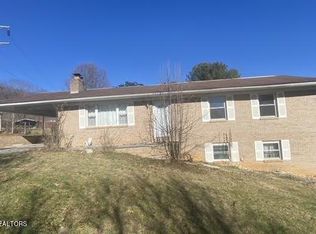 206 Norris Dr, Tazewell, TN 37879