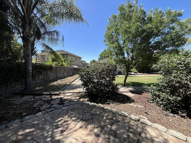 9756 Sage Thrasher Cir — Photo 43