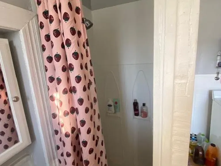 2469 Seneca St #3 — Photo 9