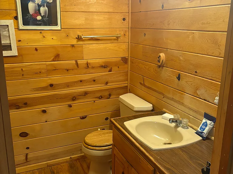 142 Wayman Ln — Photo 10