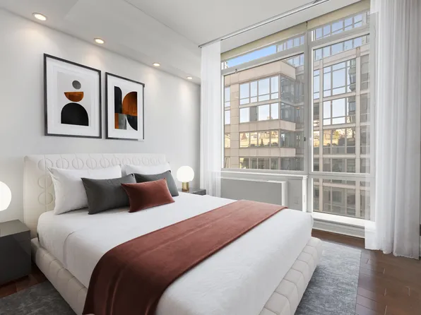 100 Riverside Boulevard image 10 of 21