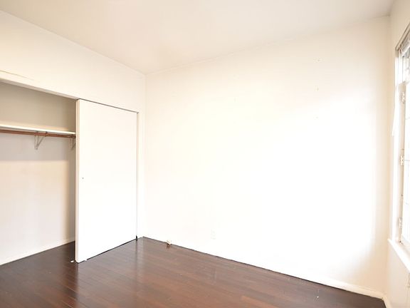5th image of 204 W 10th St APT 24