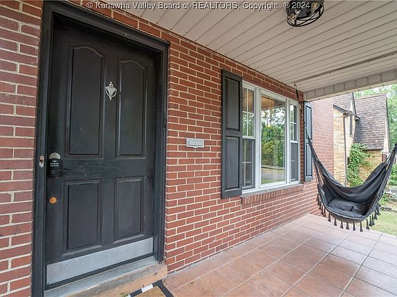 2nd image of 100 Joseph St