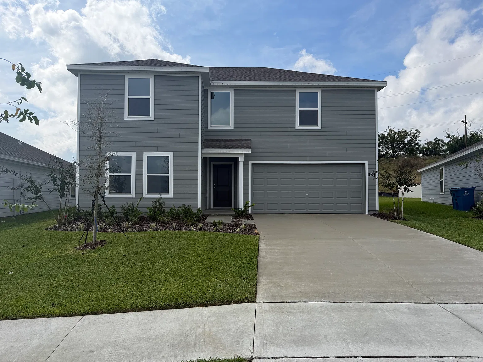HC 535 Artemis Street — Photo 1