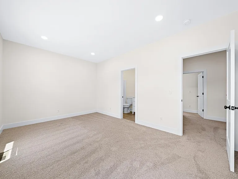 1420 Spring Pointe Ln — Photo 13