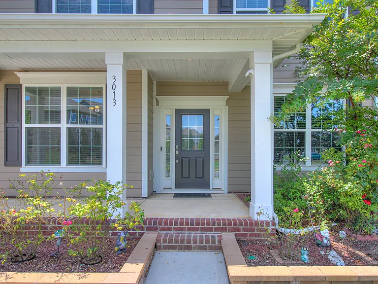 3013 Hamilton Mill Dr — Photo 2